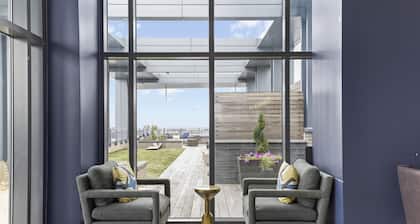 Placemakr Marymount Ballston