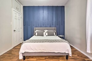 1 chambre, fer et planche à repasser, accès Internet, draps fournis