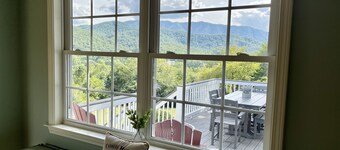 Peace Of Paradise 2 Bedroom Home by RedAwning
