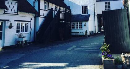 George and Dragon Hotel