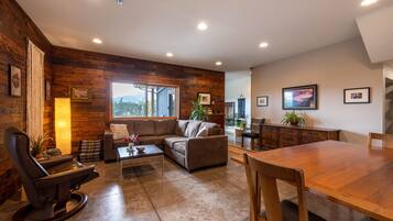 House, 2 Bedrooms | 2 bedrooms, free WiFi