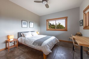 House, 2 Bedrooms | 2 bedrooms, free WiFi