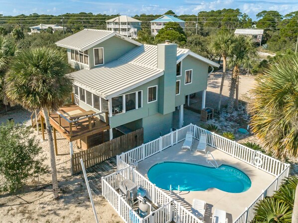 Pool - Welcome to Daddy’s Money! (St. George Island)