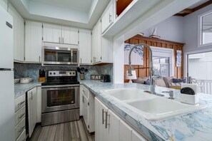 Casa, 3 habitaciones | Cocina privada