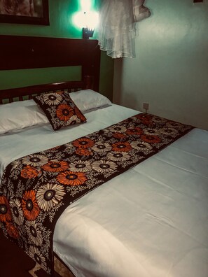 Chambre Deluxe | Rideaux occultants, Wi-Fi gratuit, draps fournis