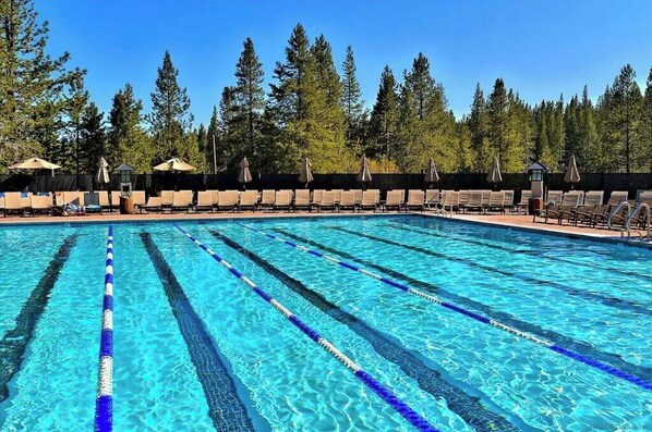 Pool - Base Camp G- Ski-in / Ski-out Condo in Tahoe Donner (Truckee)