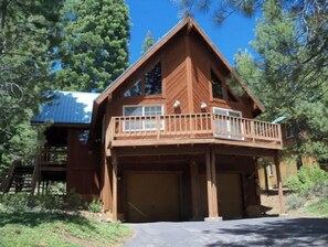 Exterior - Vacation cabin for all seasons - BUC! (Truckee)