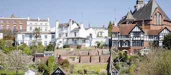 5 bedroom accommodation in Heritage Marina, near Congleton