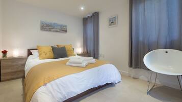 2 bedrooms, individually decorated, individually furnished, free WiFi