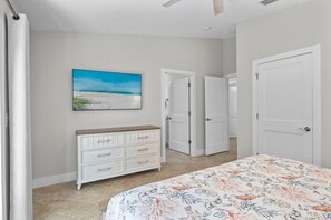 4 bedrooms, iron/ironing board, free WiFi, bed sheets