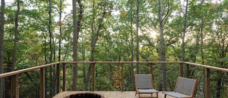 Luxury Cabin | Terrace/patio