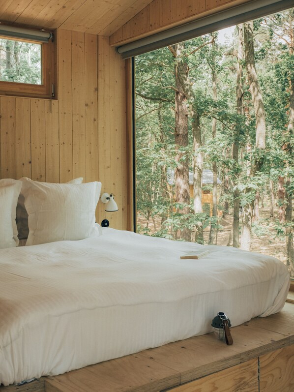 Luxury Cabin | Minibar, blackout drapes, bed sheets - Youza Ecolodge - Cabane dans les arbres (La Couture Boussey)