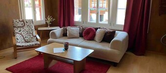 Cosy apartment in heritage protected swiss chalet