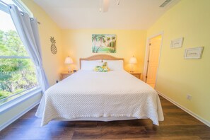 4 slaapkamers, een strijkplank/strijkijzer, gratis wifi, beddengoed