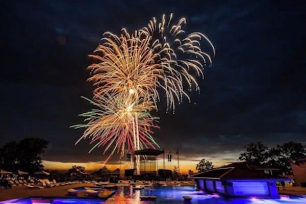 Piscina interna, piscina externa