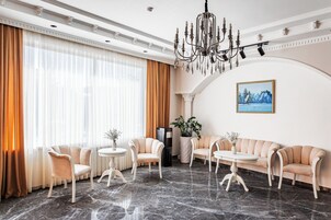 Sala de estar en el lobby