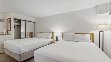 Iron/ironing board, internet, bed sheets