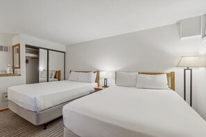 Silitysrauta/-lauta, internet, vuodevaatteet