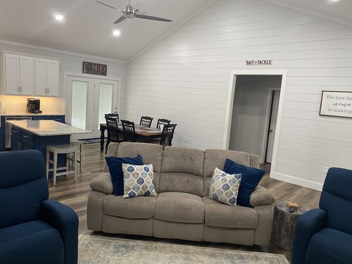 Serenity at Pickwick- Minutes from JP Coleman State Park