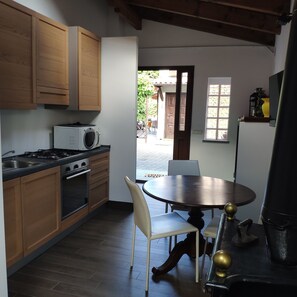 Fridge, microwave, oven, stovetop - Tavernetta (Gattinara)
