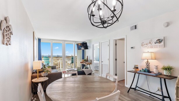Dining - Ground Floor | Beach Front | Prime Location (Gulf Shores)