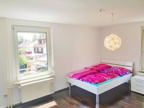 2 Schlafzimmer, WLAN