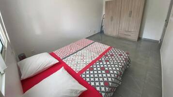 1 quarto, ferros/tábuas de passar roupa, Wi-Fi de cortesia