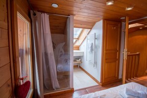 7 chambres, Wi-Fi, draps fournis