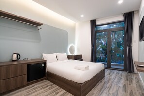 Suite – deluxe, balkong | 1 soverom, sengetøy av topp kvalitet og memory foam-senger