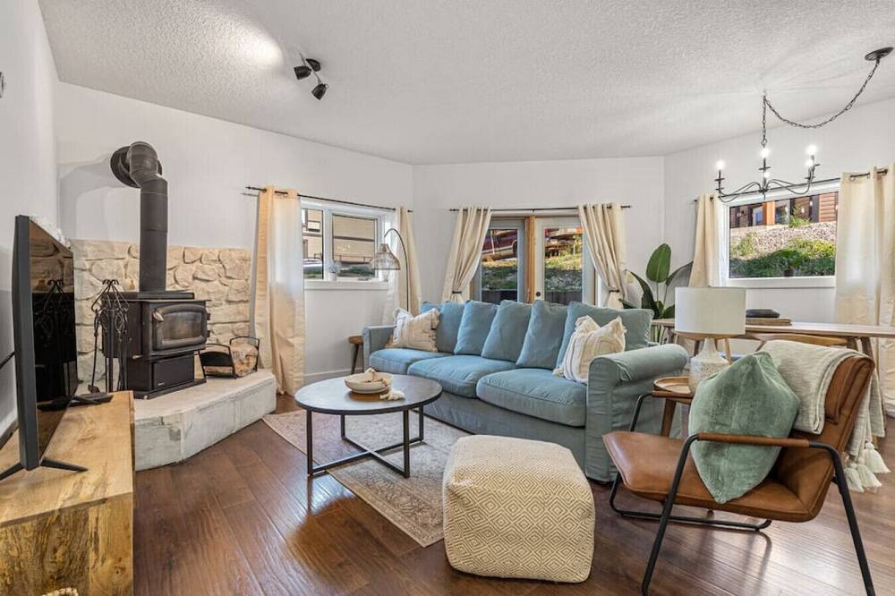 Copper Horn Emerald | Hot Springs | Golf | Central