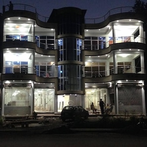 Exterior - kingdom Guest House (Muzaffarabad)