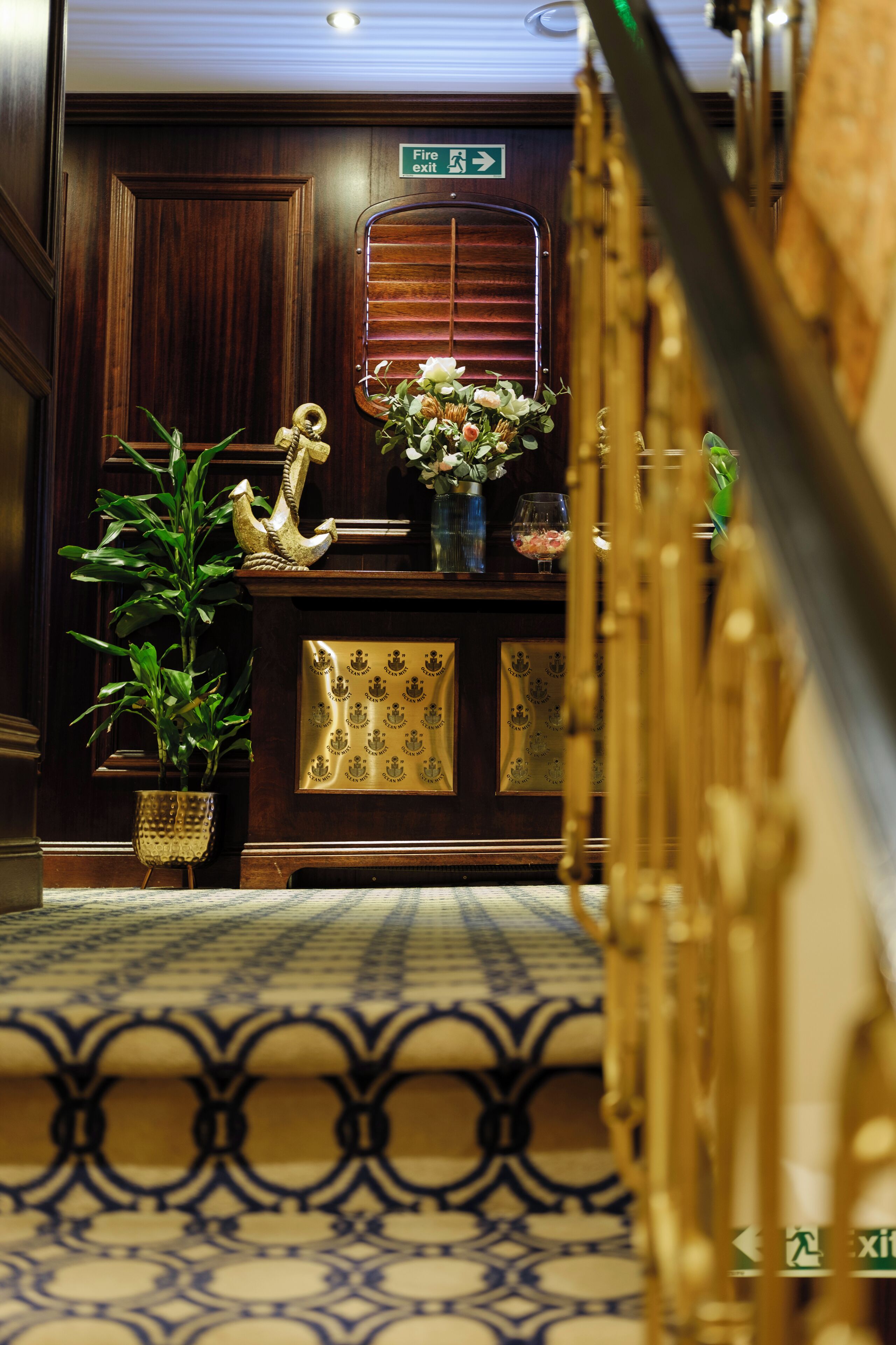 تفاصيل الفندق من الداخل