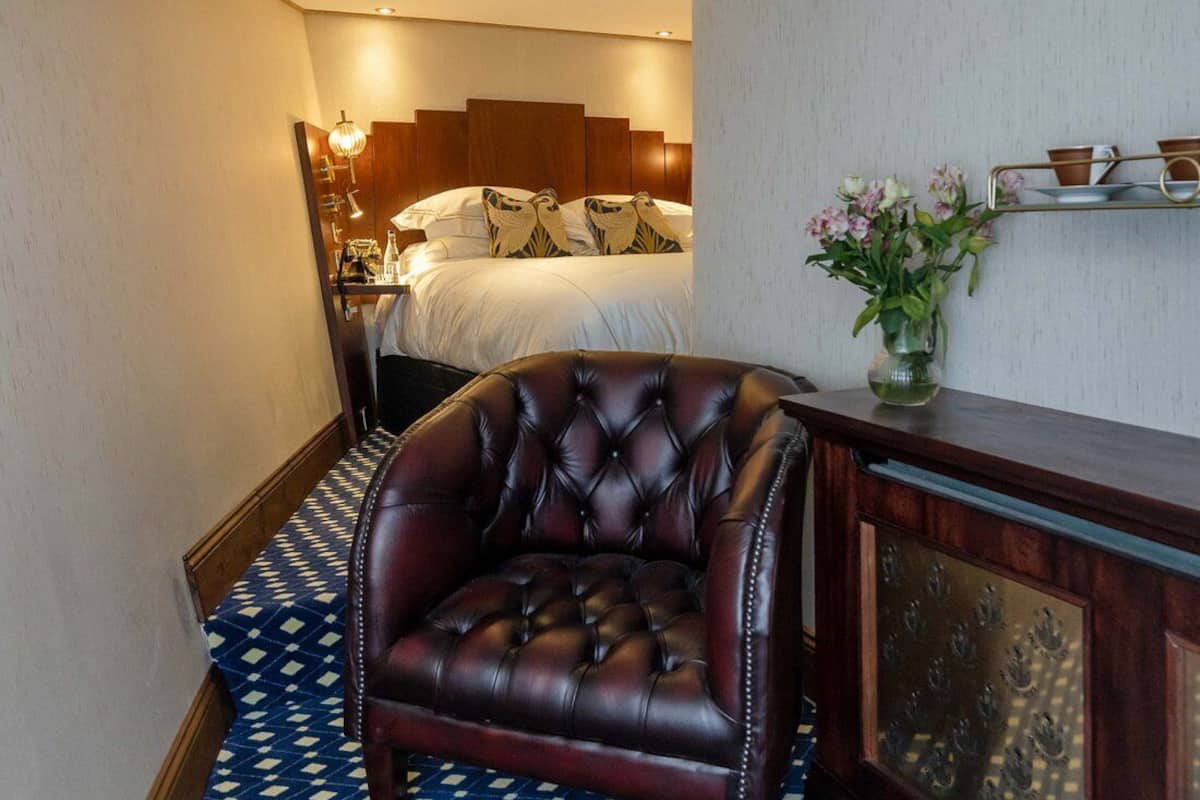 1 bedroom, premium bedding, pillow-top beds, in-room safe