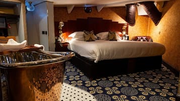 Presidential Studio Suite | Premium bedding, pillowtop beds, in-room safe, soundproofing