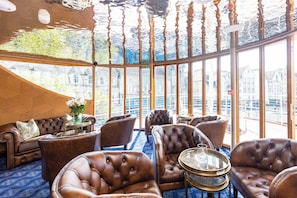 بار (في المنشاة)