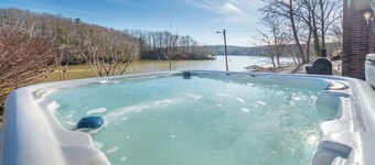 Waterfront with Hot tub and Dock, across from State Park boat Launch