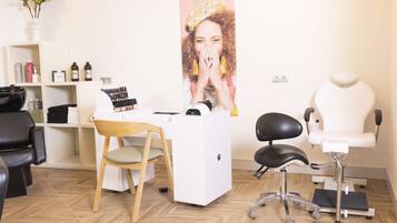 Lichaamsbehandelingen, body wraps, body scrubs, gezichtsbehandelingen