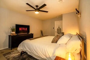 3 chambres, bureau, fer et planche à repasser, Wi-Fi gratuit