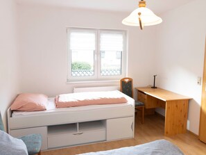 1 bedroom, Internet