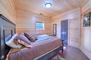 6 bedrooms, free WiFi, bed sheets - Chapel Valley Lodge - Unique, in the Hocking Hills (Logan)