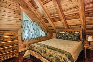 5 bedrooms, free WiFi, bed sheets