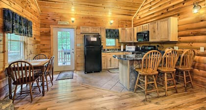 Hunter's Retreat - Cozy Cabin, near Old Man's Cave