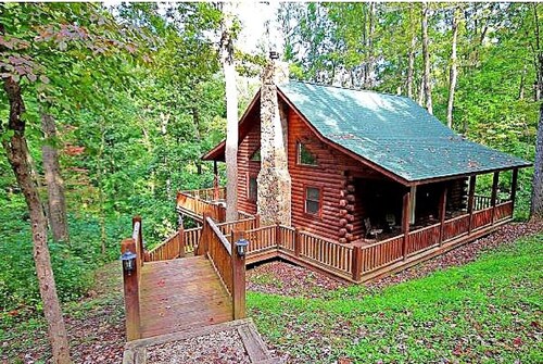 Hunter's Retreat - Cozy Cabin, near Old Man's Cave