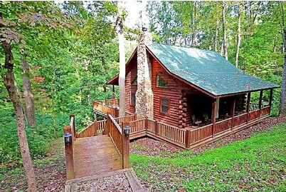 Hunter's Retreat - Cozy Cabin, near Old Man's Cave