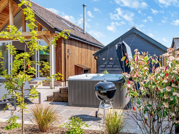 Terrace/patio - 4 bedroom accommodation in Wimborne (Wimborne)