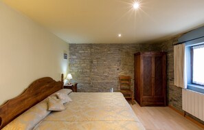 Wifi gratis y ropa de cama