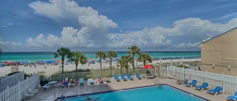 Ulkouima-allas, lämmitetty uima-allas