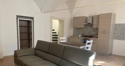 Independent house in Pozzomaggiore (SS) complete with all services