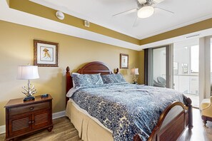 3 quartos, acesso à internet, roupa de cama