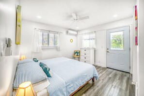 2 Schlafzimmer, Schreibtisch, Bügeleisen/Bügelbrett, kostenloses WLAN